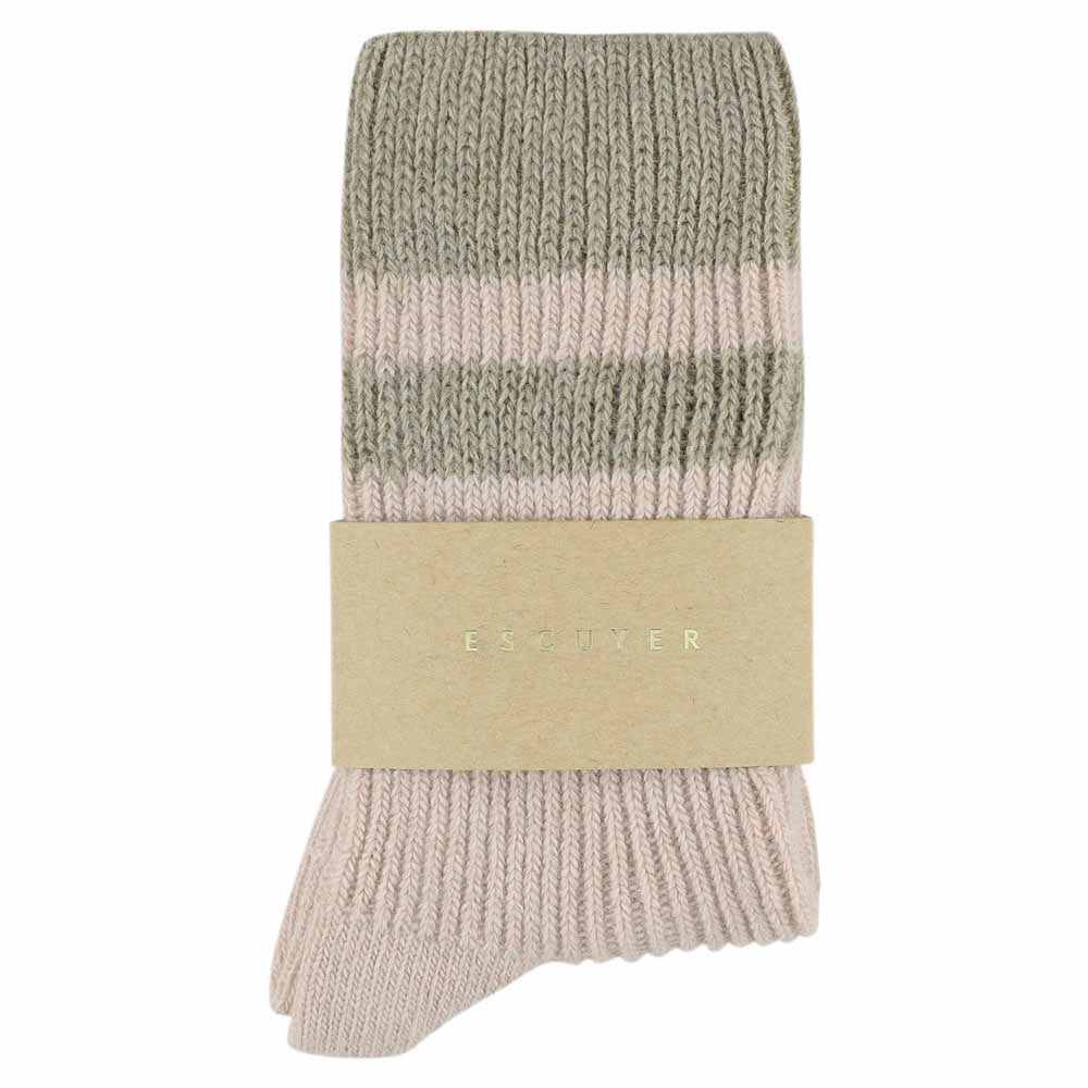 Close-up of Escuyer Pink / Beige women's striped cashmere socks — 10% cashmere, 38% virgin wool, GRS certified recycled polyamide