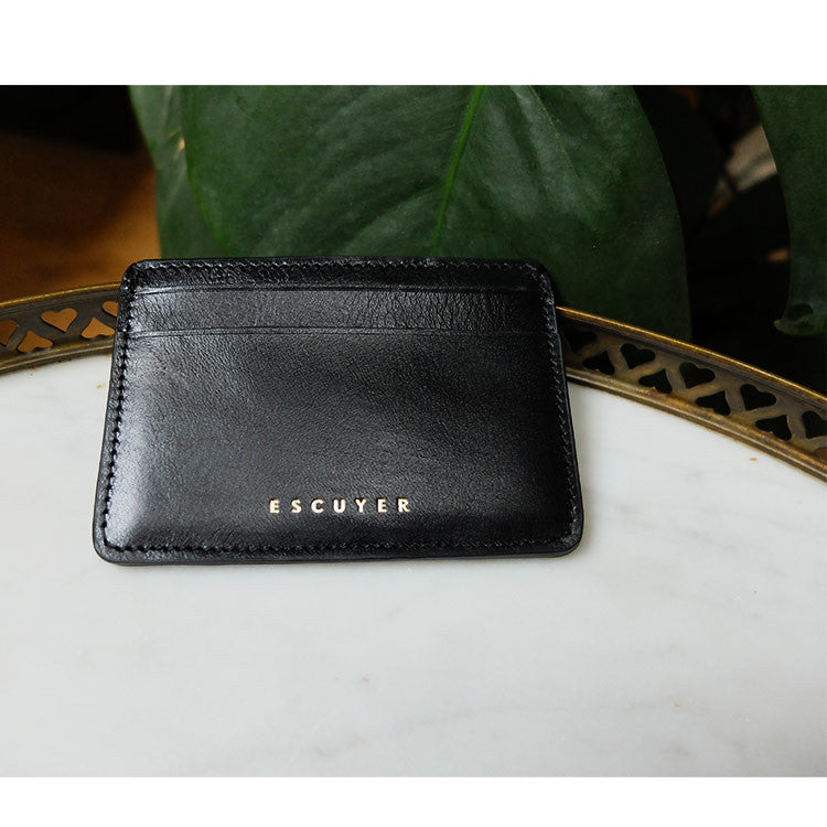 Escuyer handmade leather cardholder in black — Italian vegetable tanned leather, gold logo